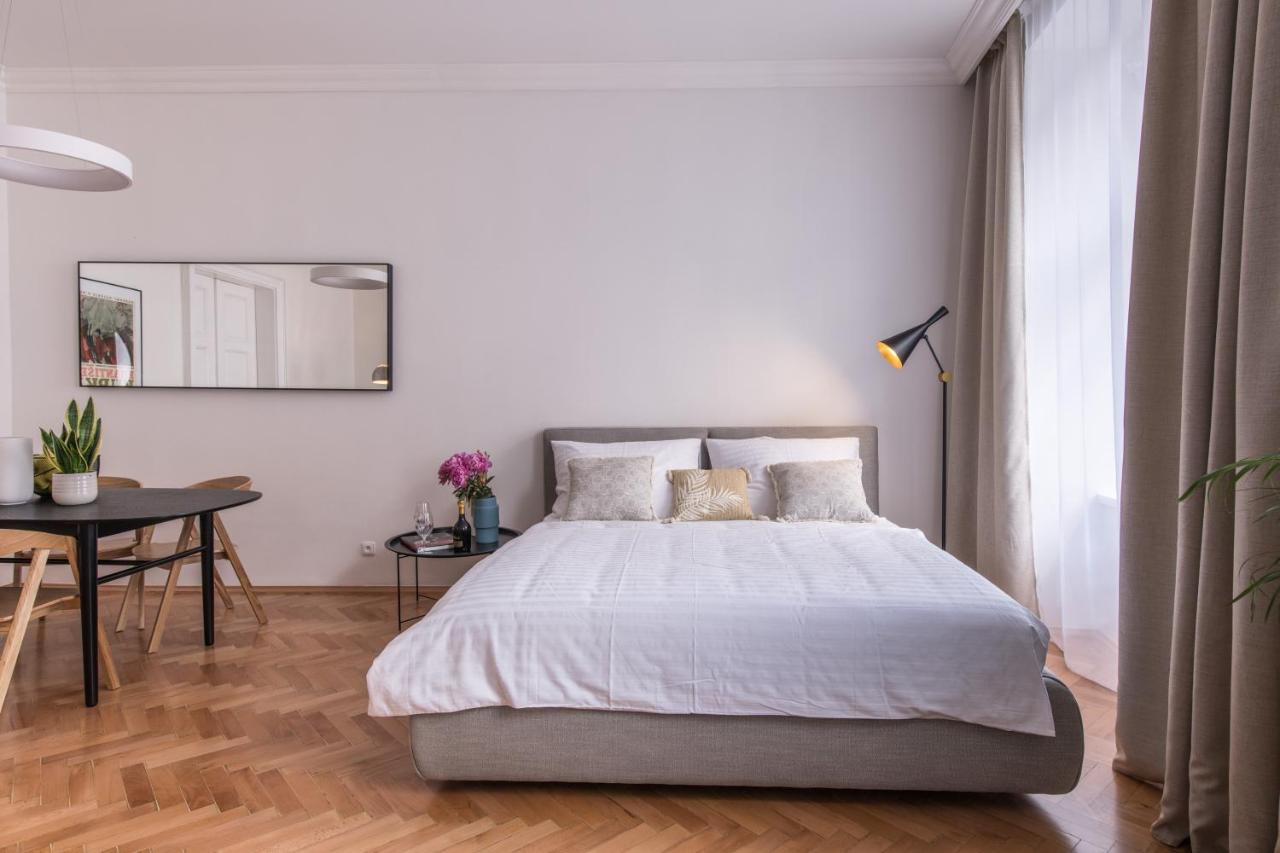 New Design Apt - Central Location Wenceslas Square Прага Экстерьер фото