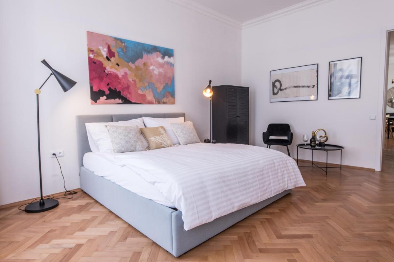 New Design Apt - Central Location Wenceslas Square Прага Экстерьер фото