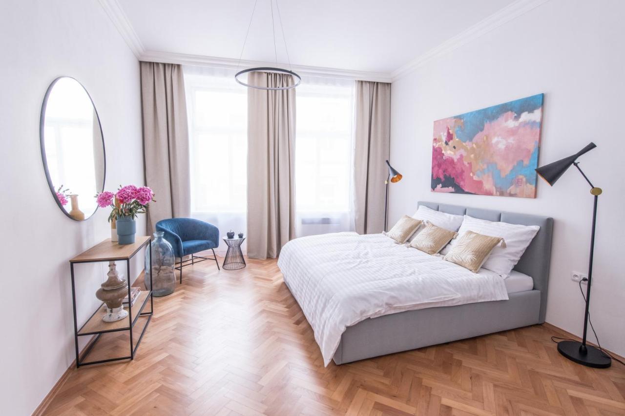 New Design Apt - Central Location Wenceslas Square Прага Экстерьер фото